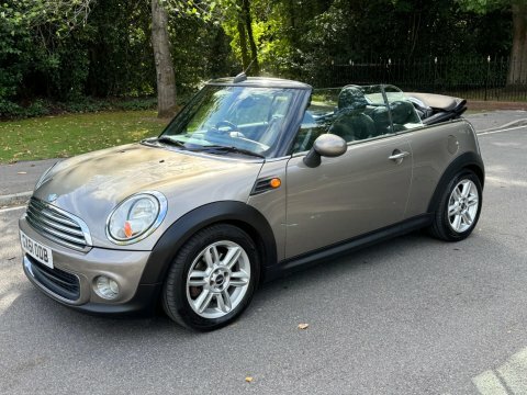 Mini Convertible 1.6 One Steptronic Silver #5