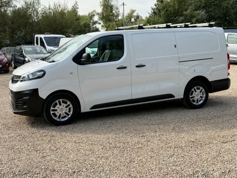 Vauxhall Vivaro 1.5 Turbo D White #6