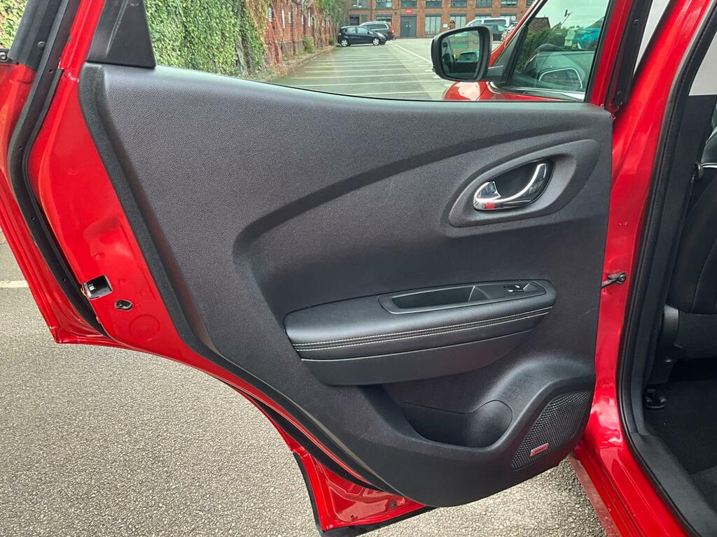 Renault Kadjar 1.5 Signature Nav Dci 110 Bhp Grey #17