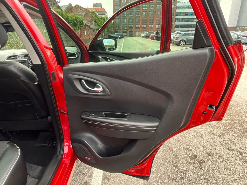 Renault Kadjar 1.5 Signature Nav Dci 110 Bhp Grey #18
