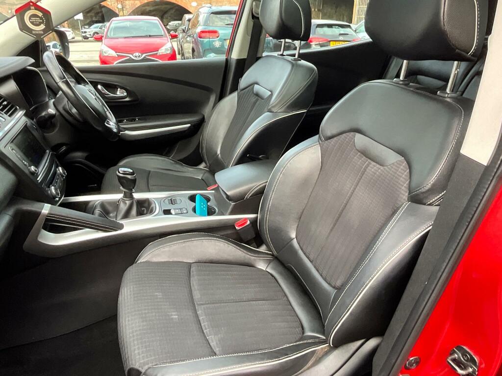 Renault Kadjar 1.5 Signature Nav Dci 110 Bhp Grey #27