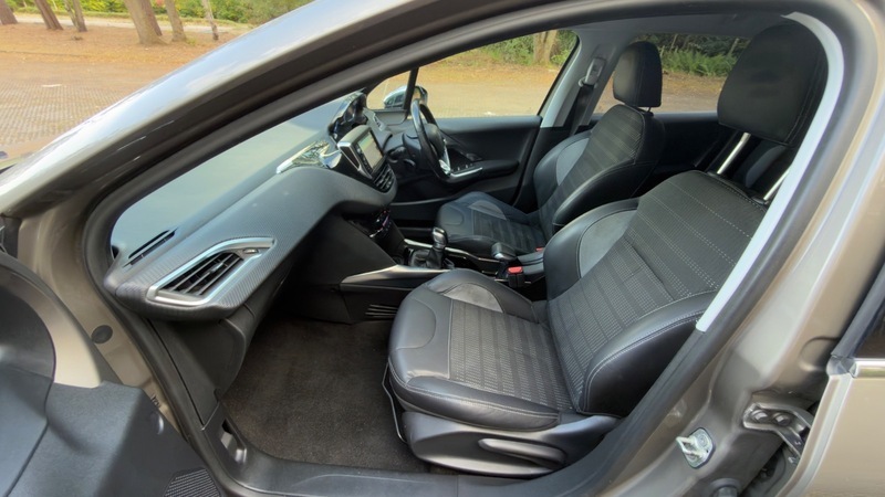 Peugeot e-2008 E-hdi Allure Fap Grey #33