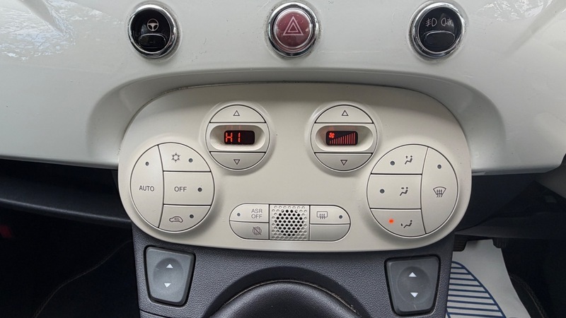 Fiat 500C 2012 1.2 Lounge 69 Bhp White #22