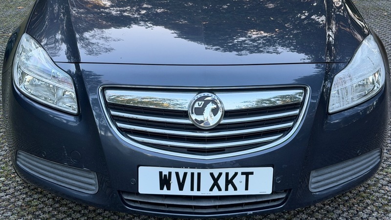 Vauxhall Insignia 1.8 Sri 138 Bhp Silver #13