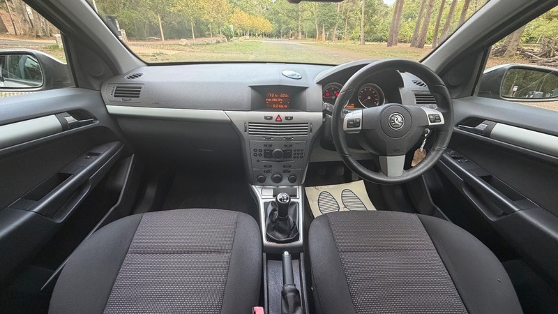 Vauxhall Astra Sri Cdti 8V E4 Silver #3