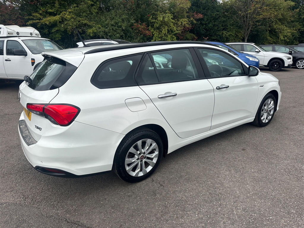 Fiat Tipo 1.4 Easy 94 Bhp Upto 64Mpg,1 Former Keeper Black #15
