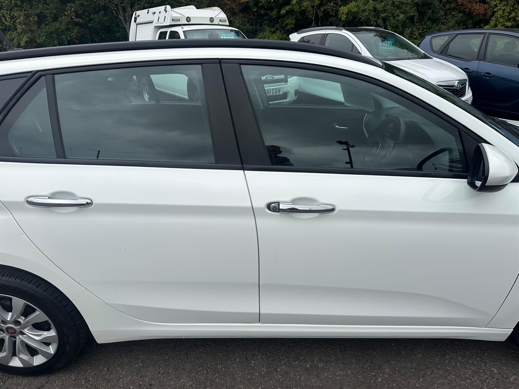 Fiat Tipo 1.4 Easy 94 Bhp Upto 64Mpg,1 Former Keeper Black #30