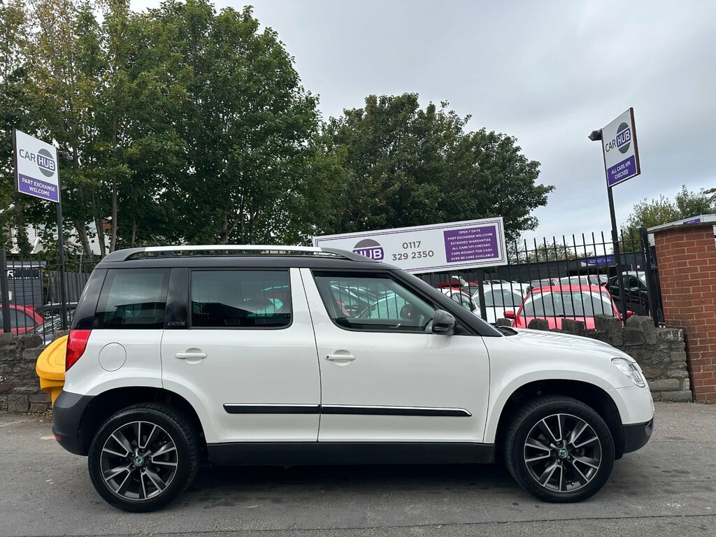 Skoda Yeti 2.0 Tdi Adventure Suv Euro 5 11 White #5