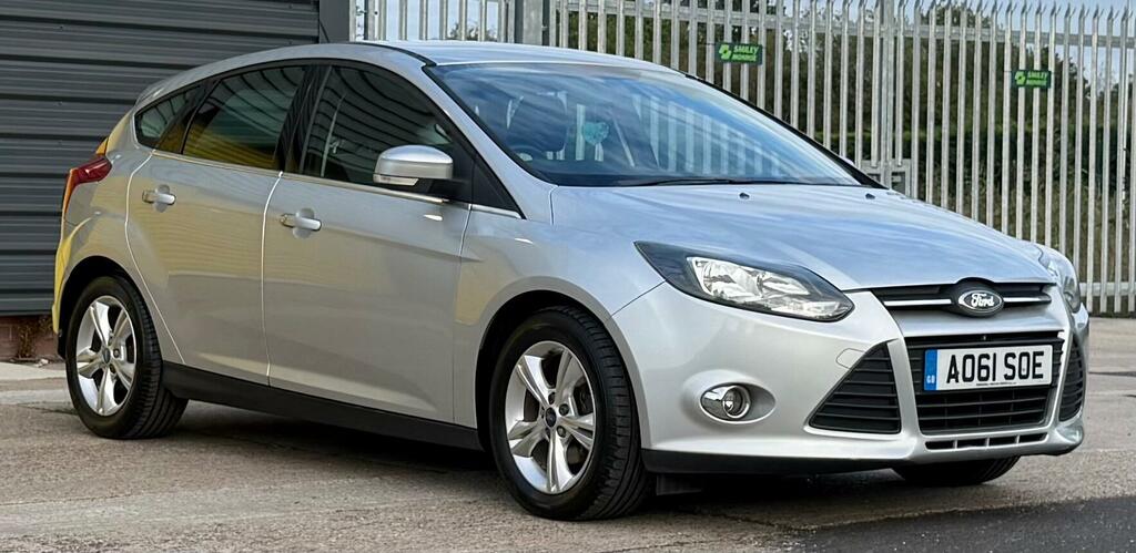 Ford Focus 1.6 Zetec Powershift Euro 5 Silver