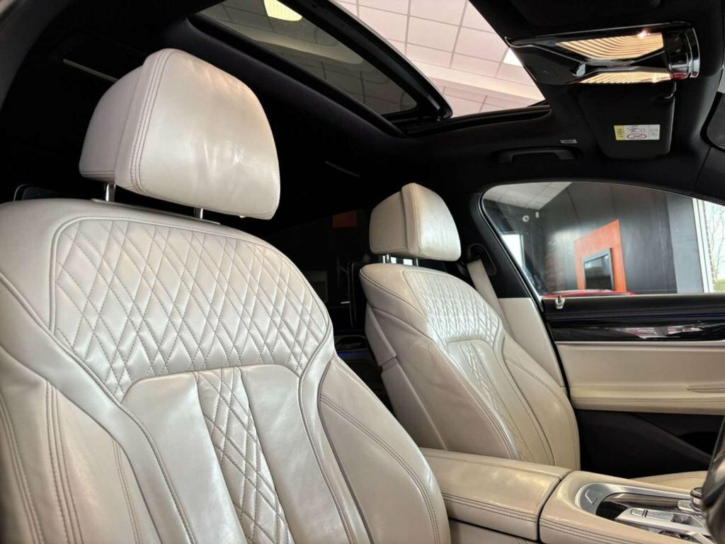 BMW 7 Series M Sport Black #22