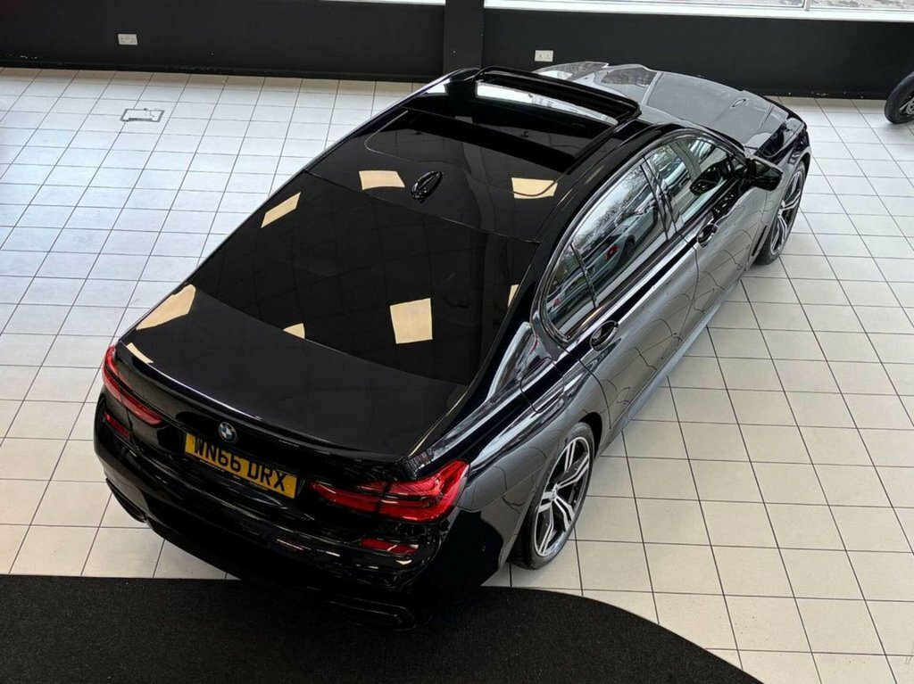 BMW 7 Series M Sport Black #14