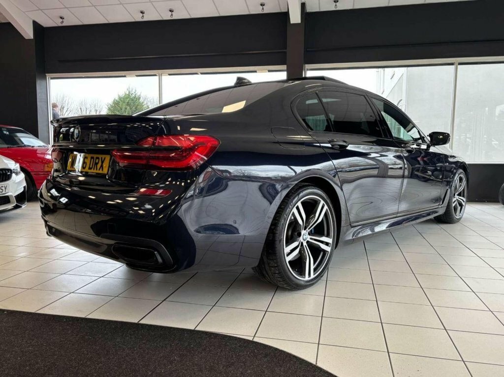 BMW 7 Series M Sport Black #15