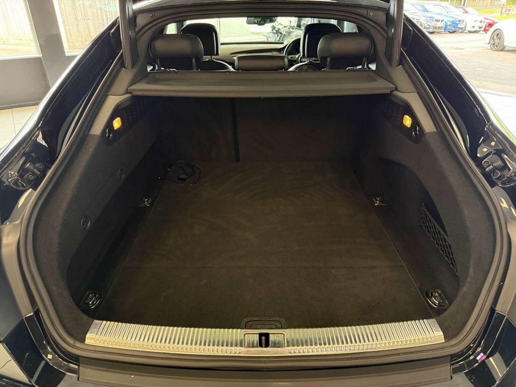 Audi A7 Sportback Tdi Quattro Black Edition 5-Door White #37
