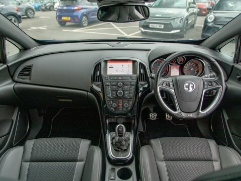 Vauxhall Astra GTC Hatchback Blue #3