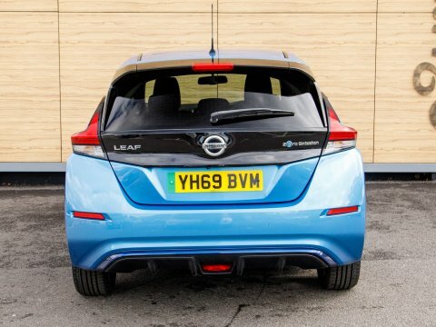 Nissan Leaf Hatchback Blue #6