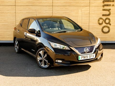 Nissan Leaf Hatchback Black
