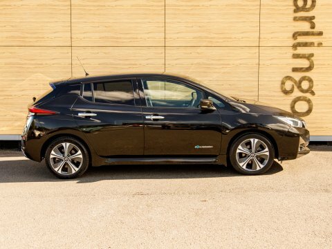 Nissan Leaf 110Kw N-connecta 40Kwh Grey #8
