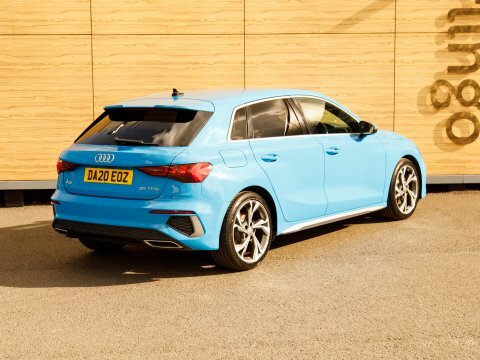 Audi A3 A3 Sportback 35 Tfsi S Line Blue #2