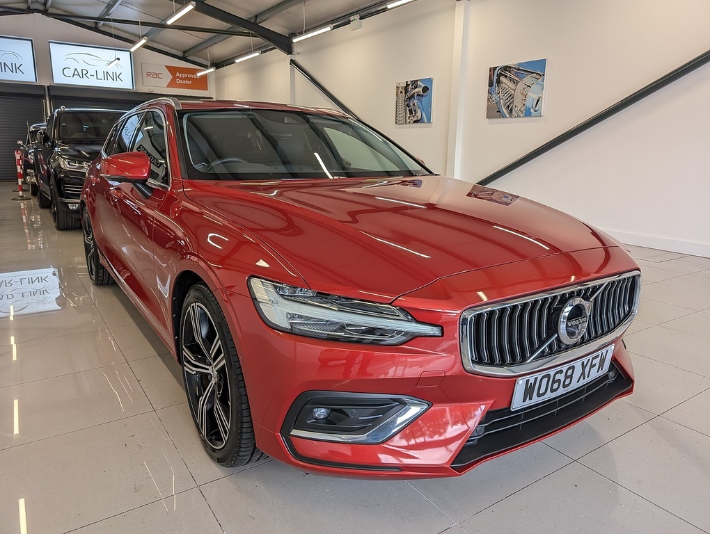 Volvo V60 D4 Inscription Red #6
