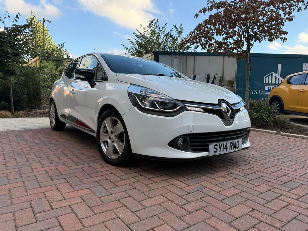 Renault Clio 1.2 16V Dynamique Medianav Euro 5 White
