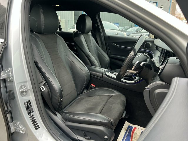 Mercedes-Benz E Class 4.0L 4.0 E63 V8 Biturbo Premium Saloon Petro Blue #17