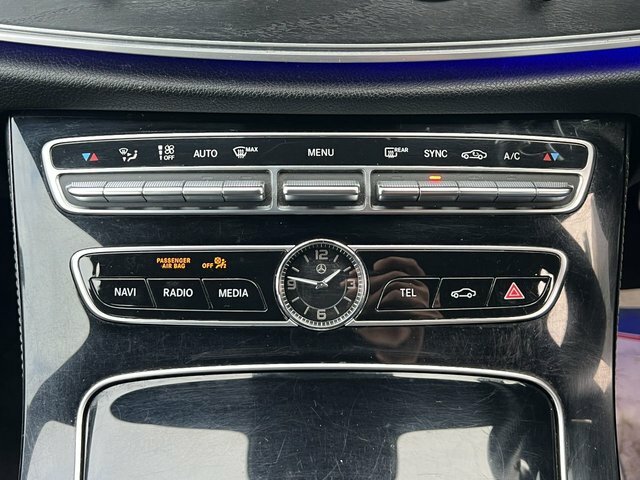 Mercedes-Benz E Class 4.0L 4.0 E63 V8 Biturbo Premium Saloon Petro Blue #38