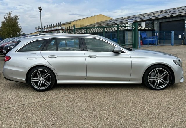 Mercedes-Benz E Class 4.0L 4.0 E63 V8 Biturbo Premium Saloon Petro Blue #7