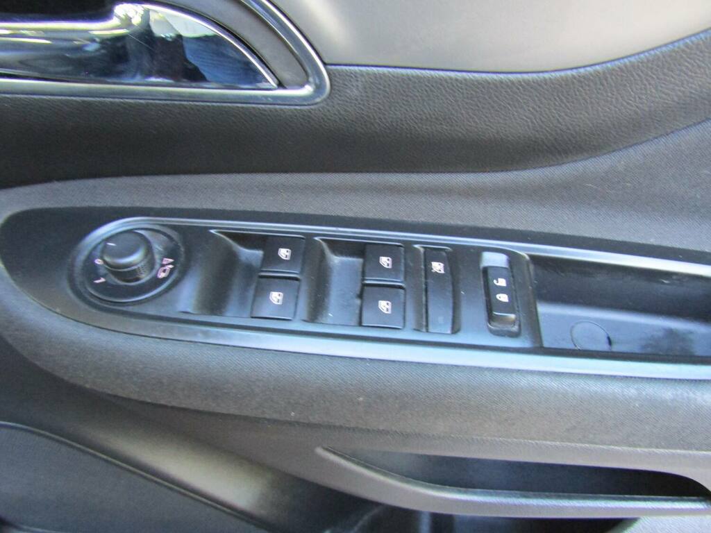 Vauxhall Mokka 1.6I Exclusiv Black #22