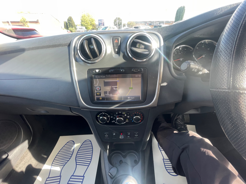 Dacia Sandero Stepway 1.5 Dci Laureate Hatchback Euro White #16