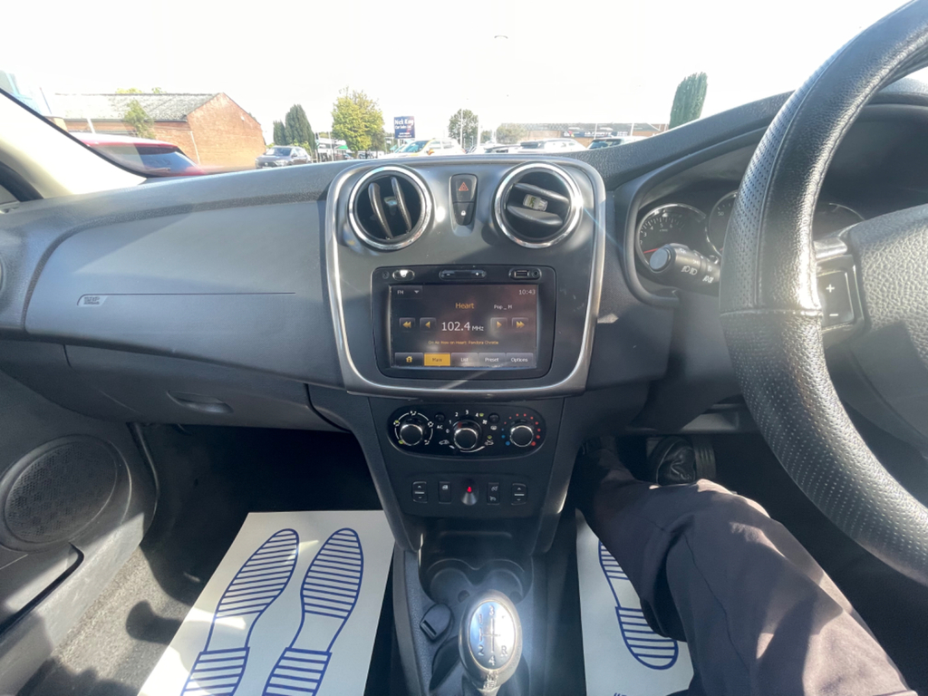 Dacia Sandero Stepway 1.5 Dci Laureate Hatchback Euro White #15
