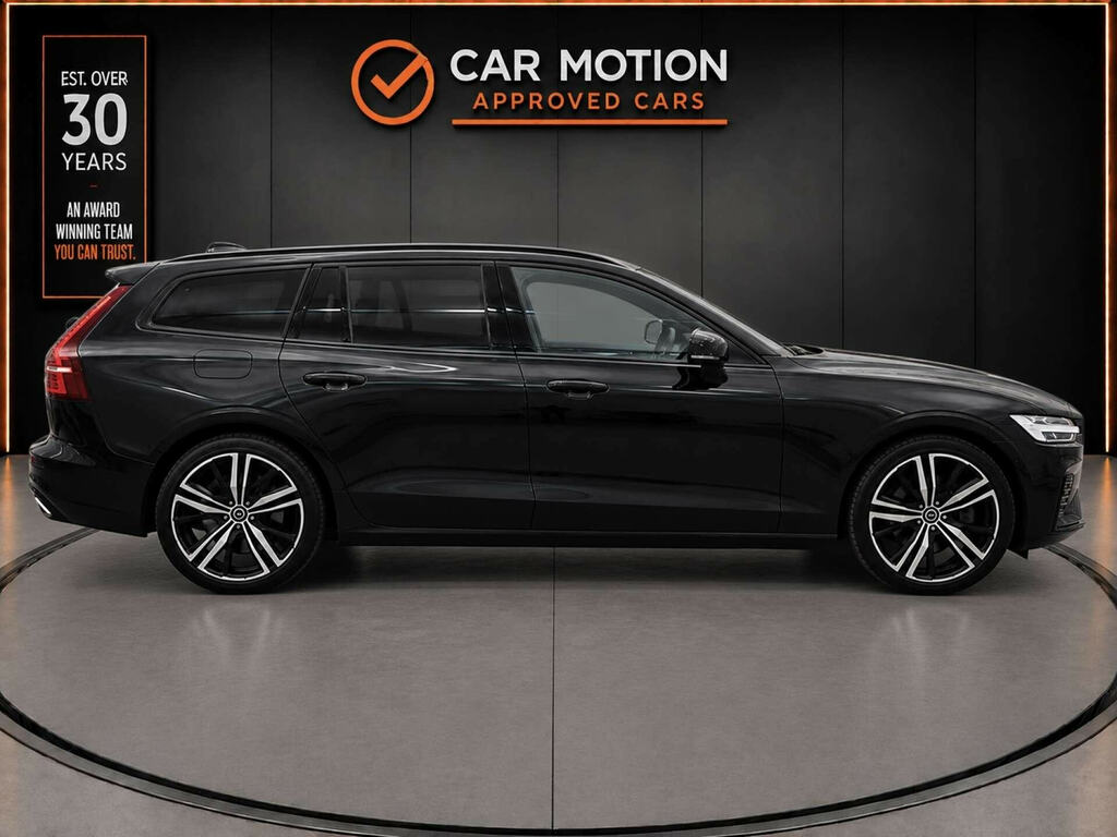 Volvo V60 Estate Black #7