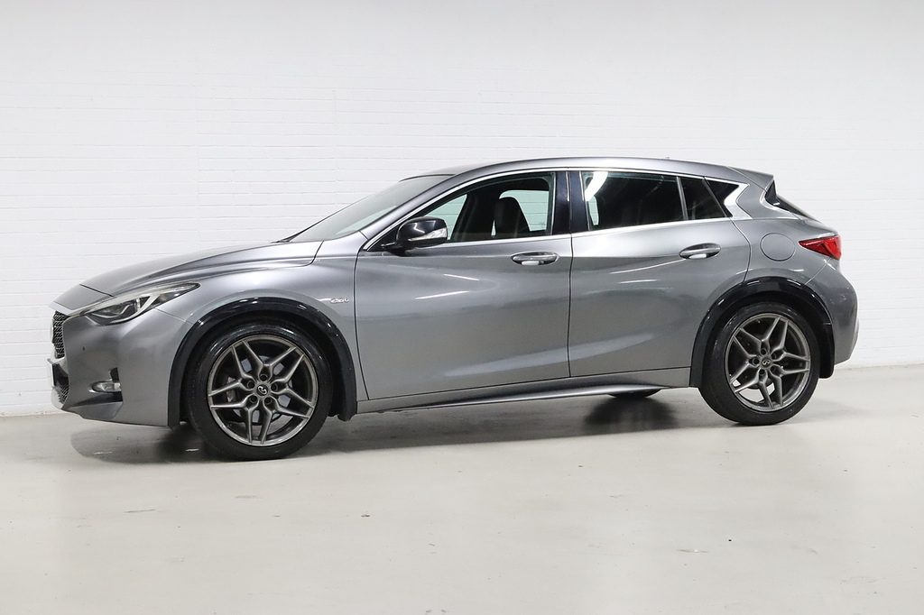Infiniti Q30 D Sport Grey #4
