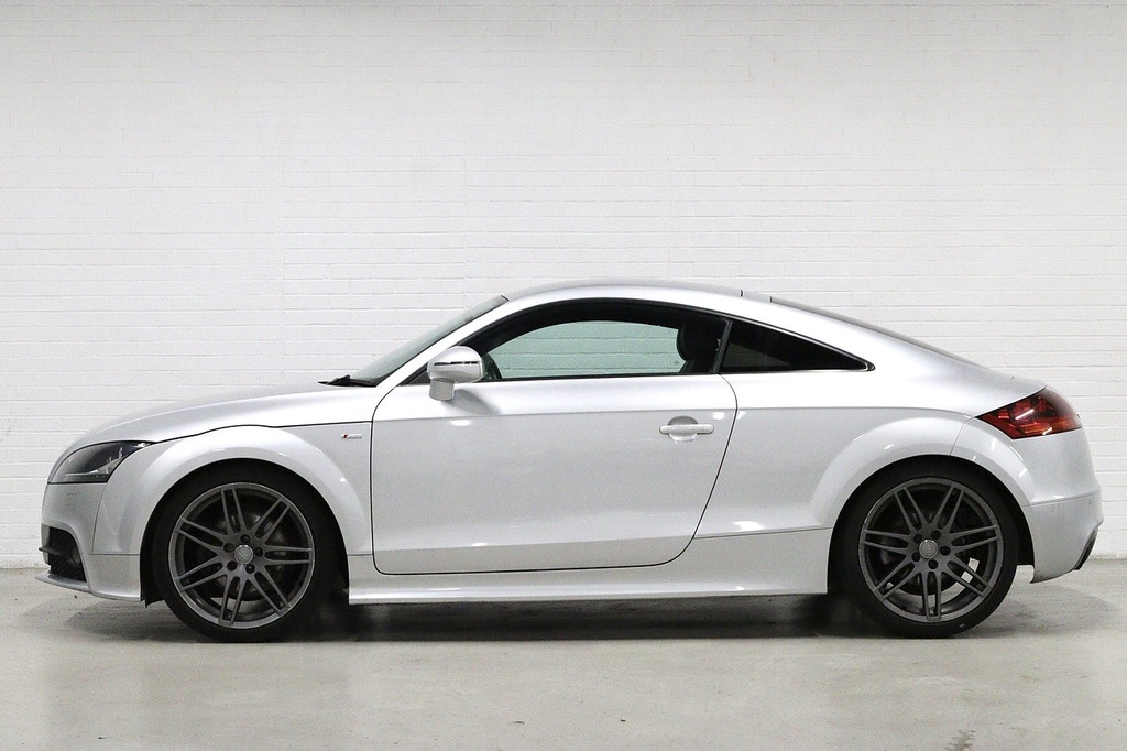 Audi TT Tfsi Black Edition Silver #5