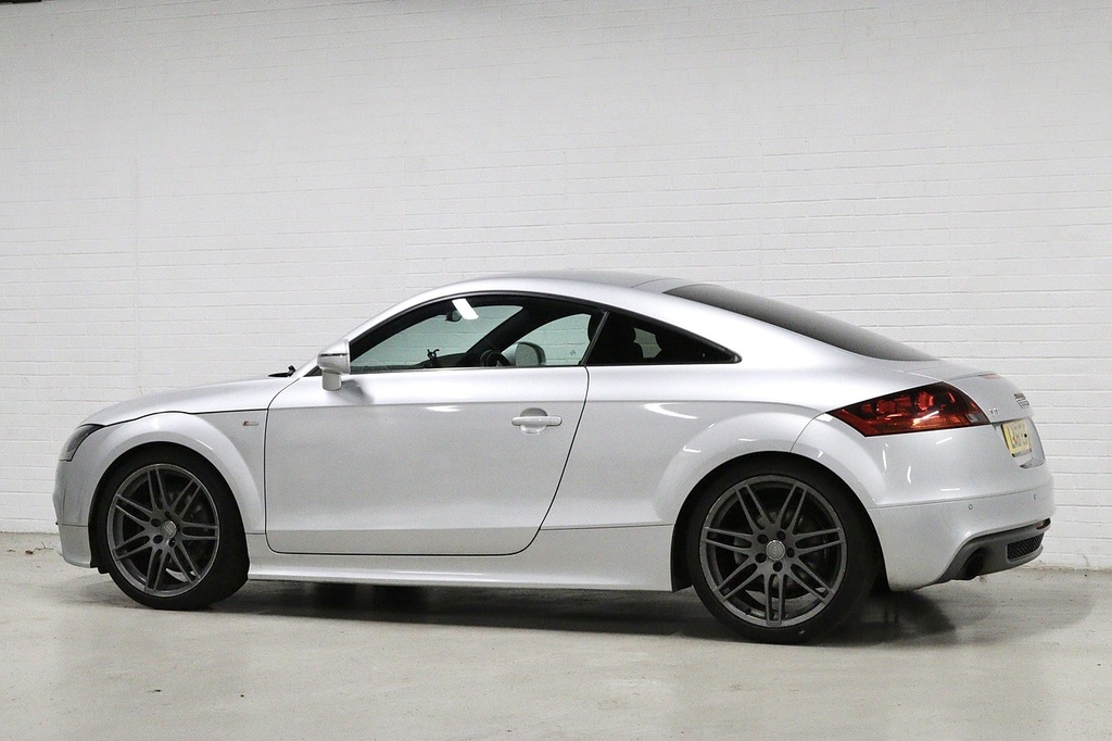 Audi TT Tfsi Black Edition Silver #6