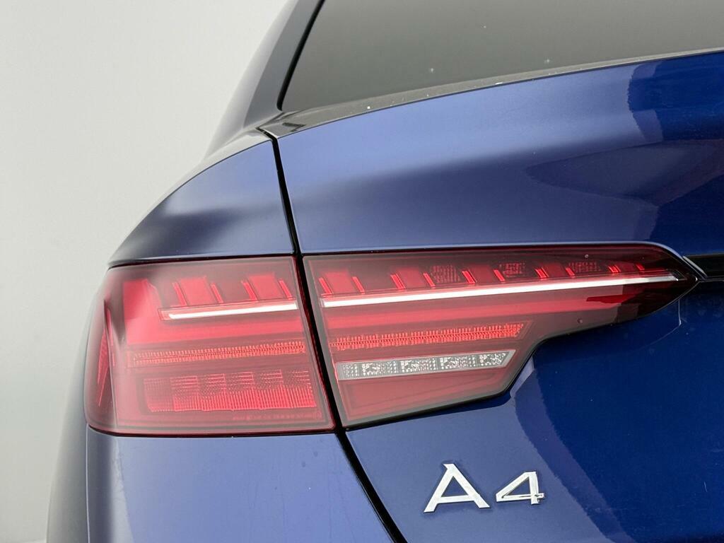 Audi A4 2.0 Tdi 35 Black Edition Saloon S Troni Blue #4