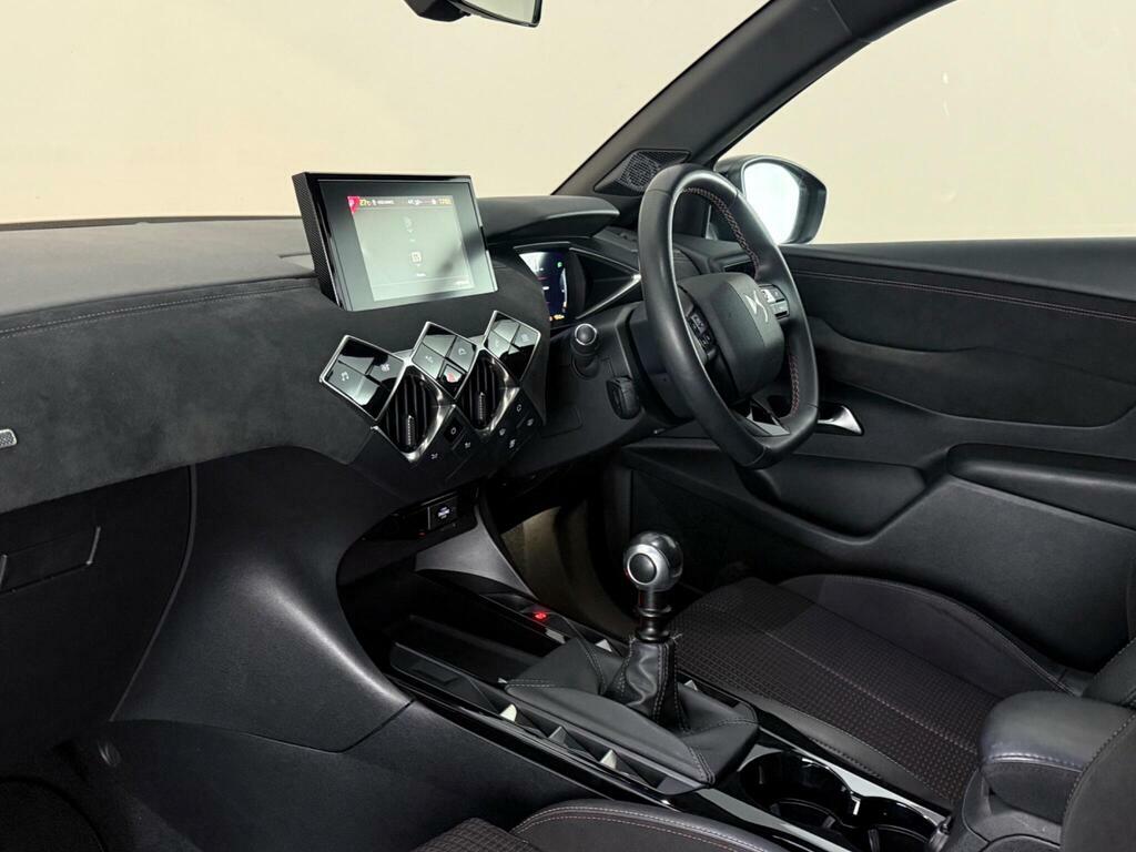 DS DS 3 Crossback 1.2 Puretech Performance Line Crossback Black #4