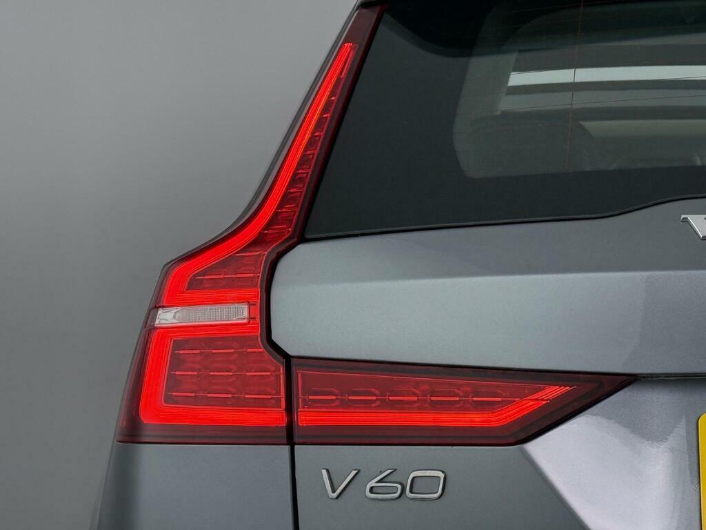 Volvo V60 2.0 T5 Inscription Estate Euro 6 Grey #5