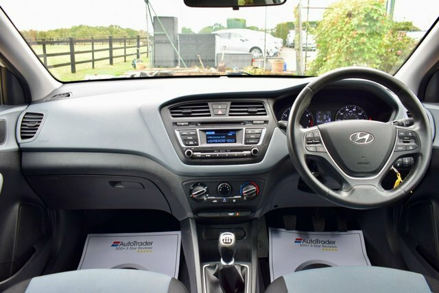 Hyundai I20 Mpi Premium Silver #31