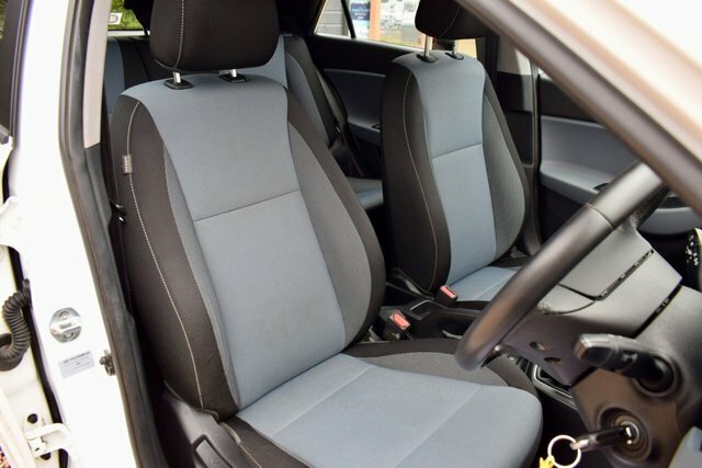 Hyundai I20 Mpi Premium Silver #24