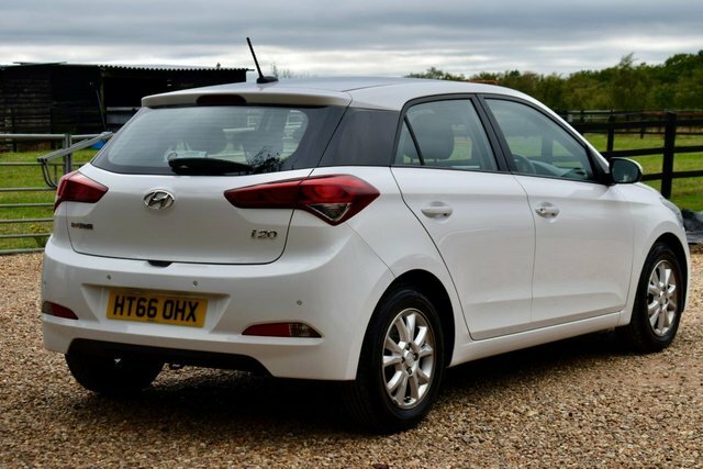 Hyundai I20 Mpi Premium Silver #10