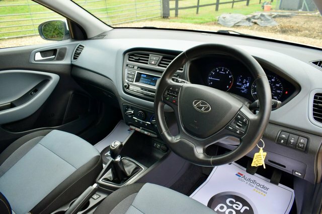 Hyundai I20 Mpi Premium Silver #20
