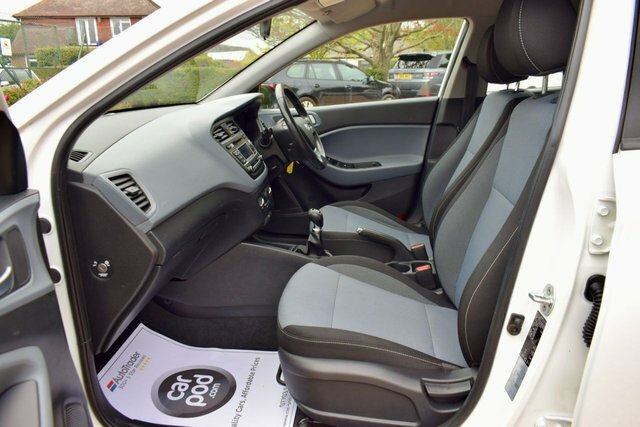 Hyundai I20 Mpi Premium Silver #29