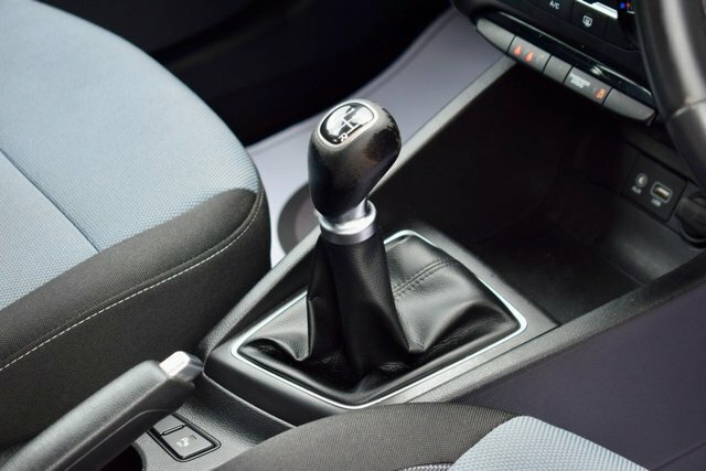 Hyundai I20 Mpi Premium Silver #23