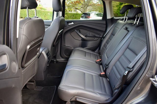 Ford Kuga Suv 2.0 Tdci Ecoblue St-line Euro 6 Ss 201 Black #31