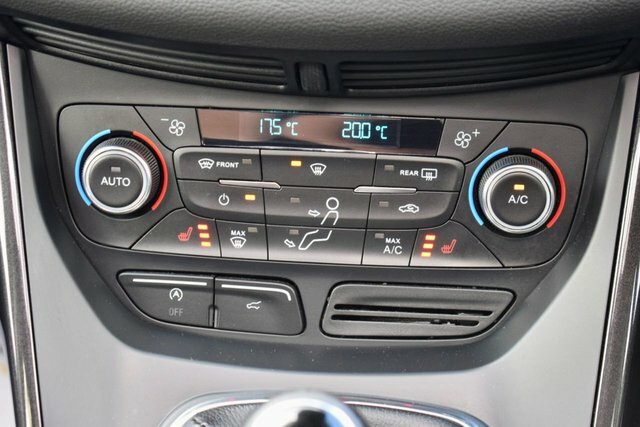 Ford Kuga Suv 2.0 Tdci Ecoblue St-line Euro 6 Ss 201 Black #45