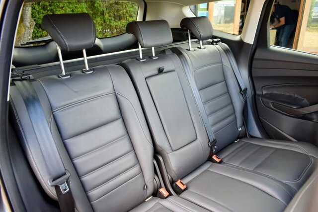 Ford Kuga Suv 2.0 Tdci Ecoblue St-line Euro 6 Ss 201 Black #29
