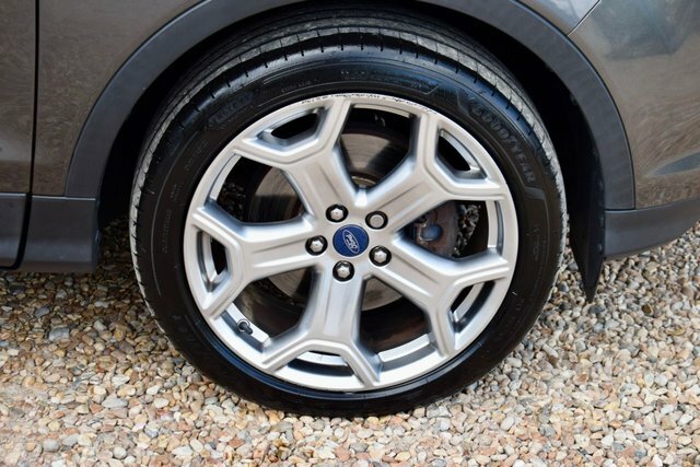 Ford Kuga Suv 2.0 Tdci Ecoblue St-line Euro 6 Ss 201 Black #16