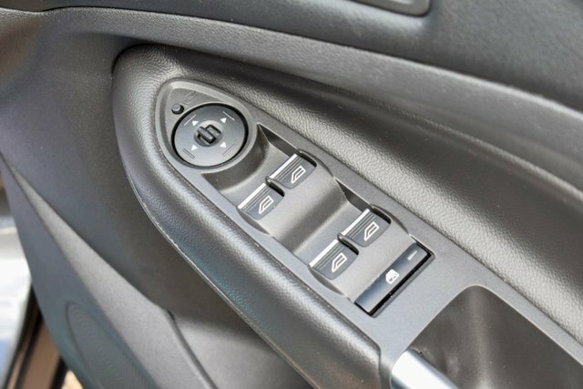 Ford Kuga Suv 2.0 Tdci Ecoblue St-line Euro 6 Ss 201 Black #24