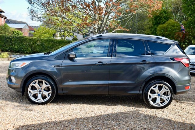 Ford Kuga Suv 2.0 Tdci Ecoblue St-line Euro 6 Ss 201 Black #4