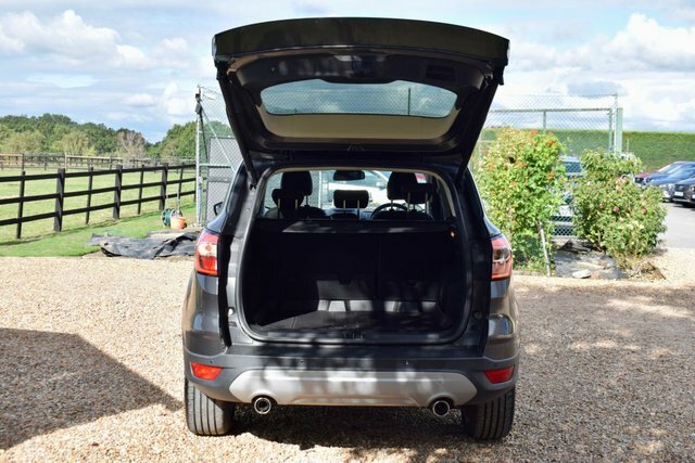 Ford Kuga Suv 2.0 Tdci Ecoblue St-line Euro 6 Ss 201 Black #9